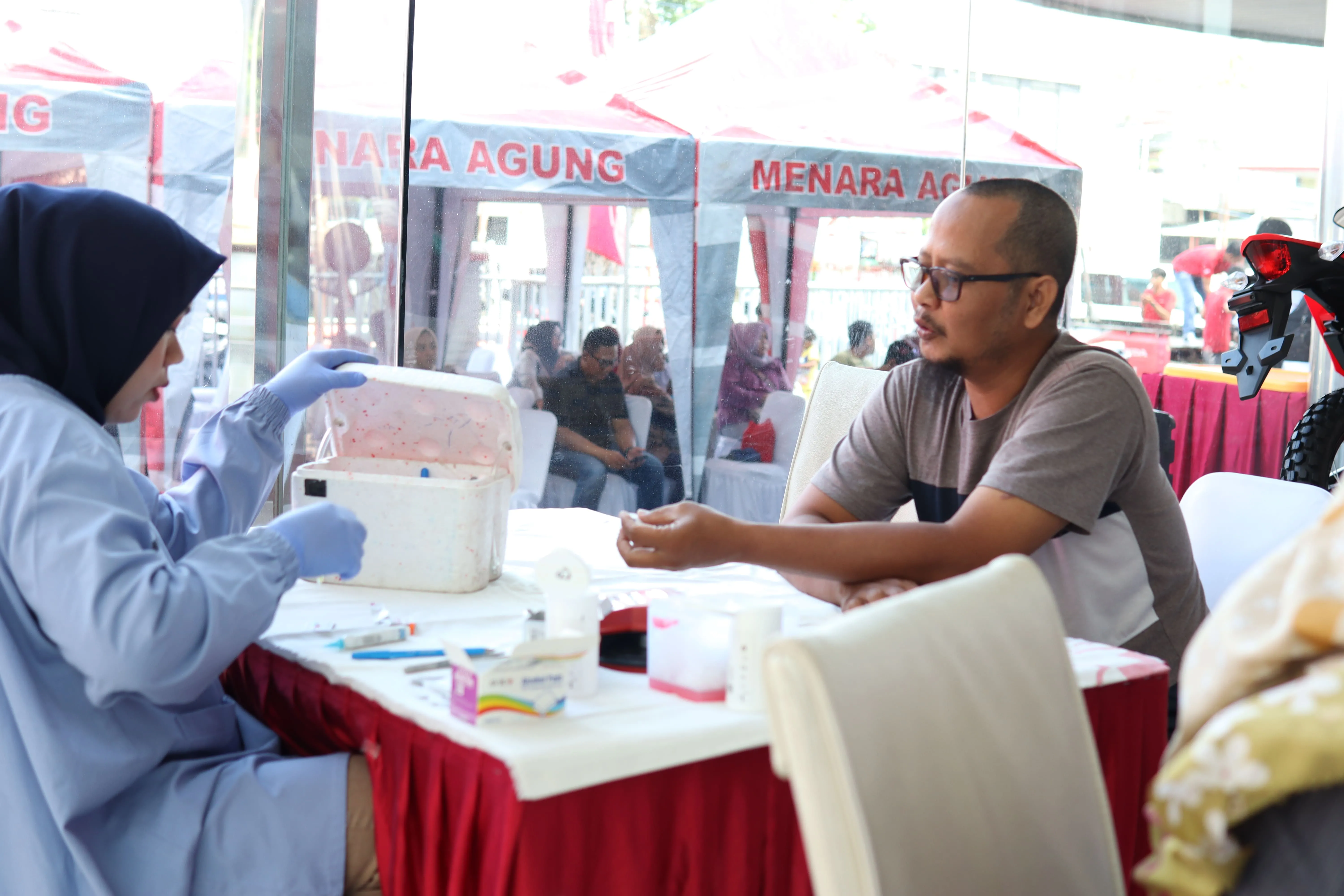Wujudkan Sinergi Bagi Negeri, Menara Agung Raih 653 Kantong Darah di Hari Pelanggan Nasional