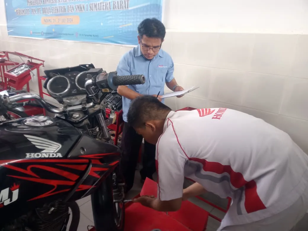 Diuji dan Dibina, Lulusan TSM Honda Kini Siap Berkarya di Dunia Kerja