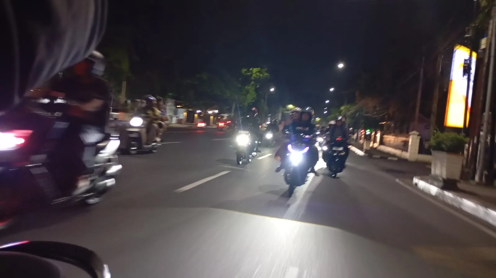 ALL NEW VARIO 125 NIGHT RIDE: MENYALA DI MALAM KOTA, KEBERSAMAAN DAN SAFETY RIDING BERJALAN SEIRING